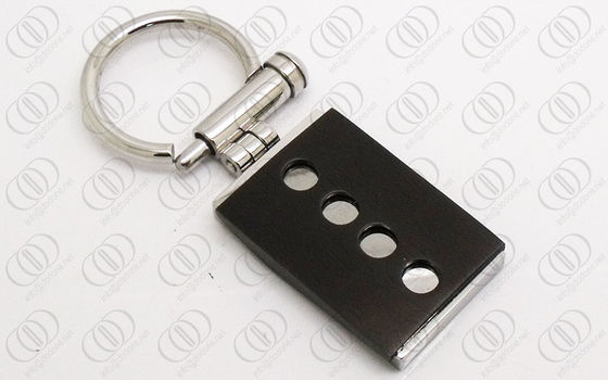 Preto de aço inoxidável quadrado de Keychain da forma chapeado com o parafuso aberto e próximo